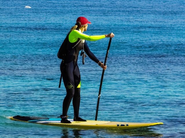 Guide pour choisir sa pagaie de stand up paddle