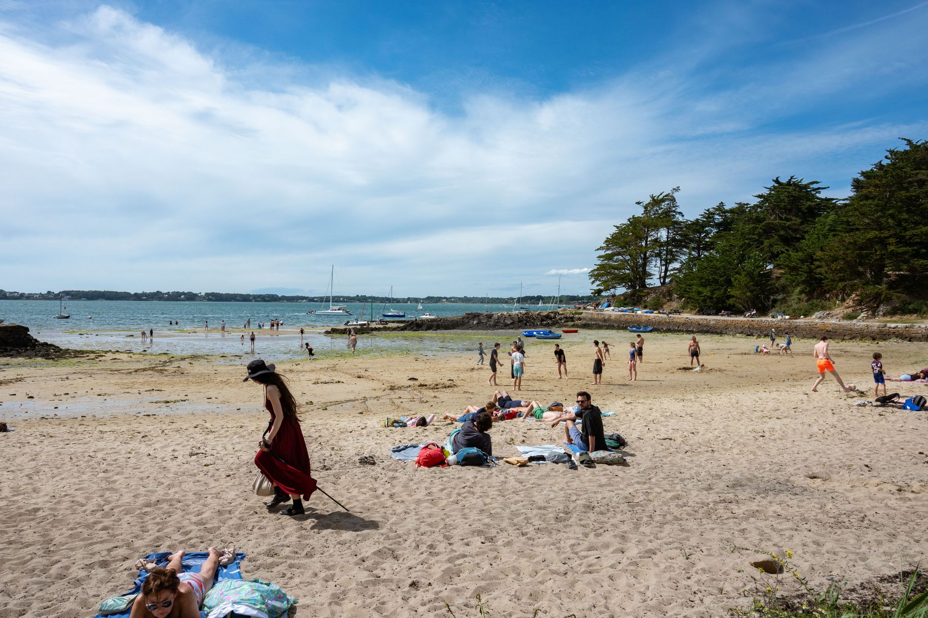 Pourquoi la baignade est-elle interdite au lac du Drennec ?