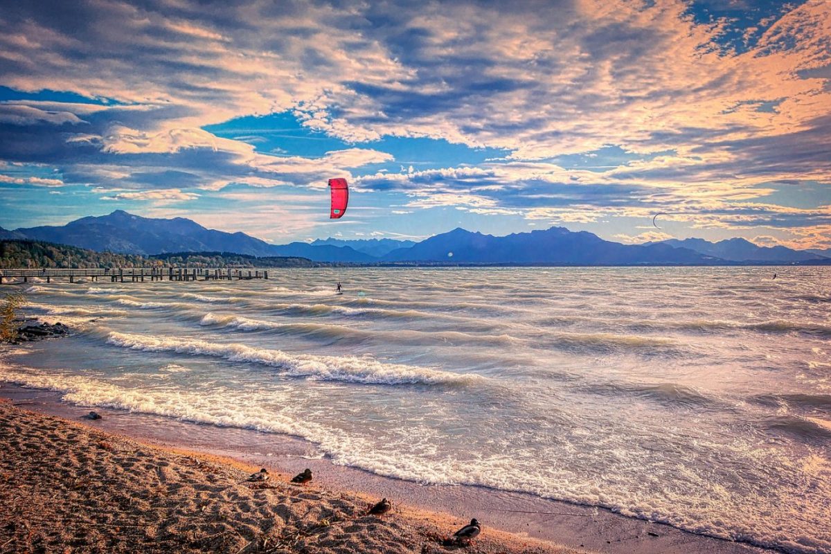 Meilleurs spots de lacs avec plages accessibles pour surf