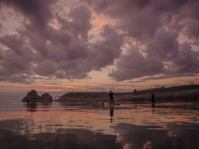 Meilleurs SUP pour lac : guide de choix et critères