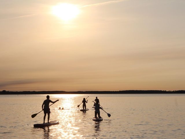 Guide pour préparer une sortie longue en SUP sur un lac