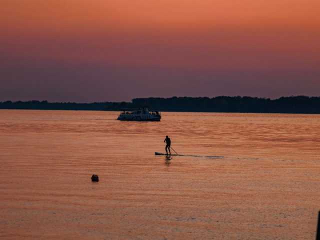 Rampes de mise à l&rsquo;eau pour paddle sur lac — critères de choix