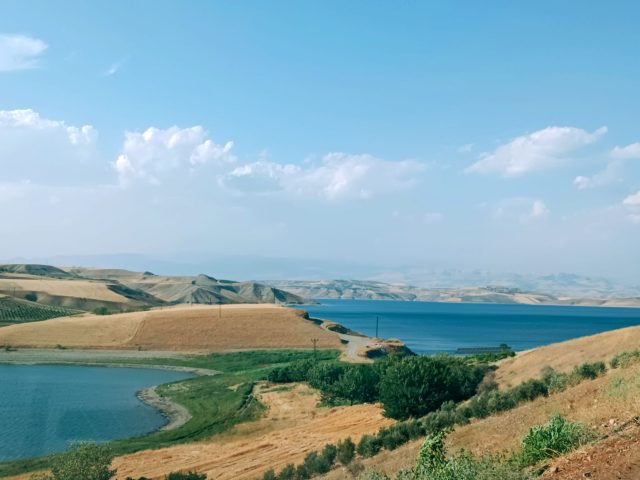 Les Activités Nautiques à Découvrir sur le Lac de Creuse Cet Été