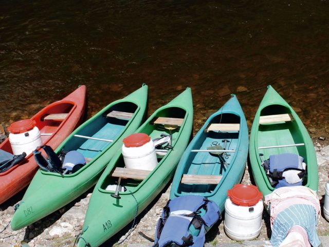 Sécurité avant une sortie sur un lac