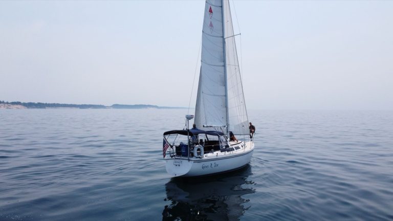 Permis bateau Aix-les-Bains : moteur 4,5 kW requis