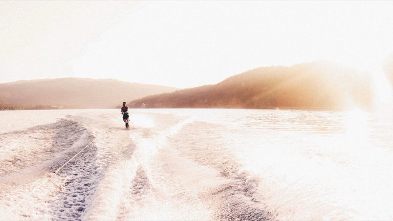 Wakeboard et wakesurf au lac du Bourget